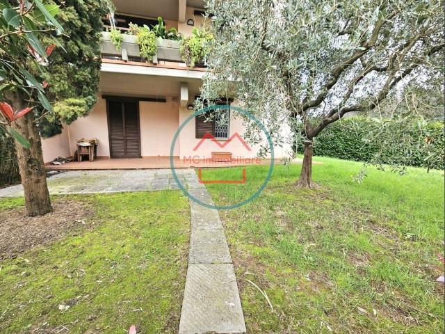 3-room flat in Via Giosuè Borsi, Montecatini-Terme - Photo 1