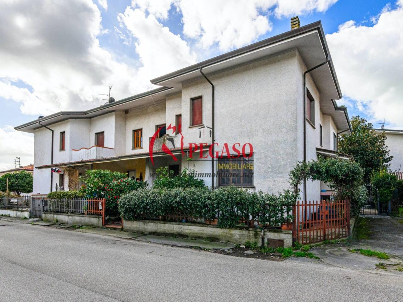 Villa a schiera in vendita a Viareggio