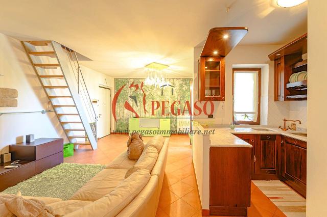 4-room flat in Via Francesca Vecchia, Uzzano - Photo 1