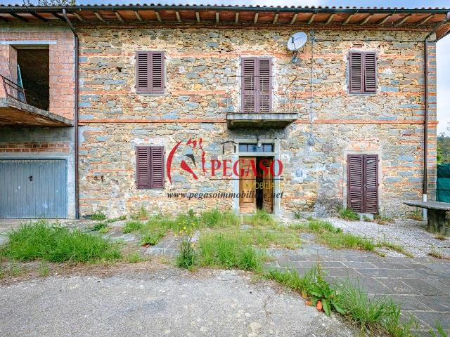 Country house or cottage in Via del Forno Vecchio 2, Pescia - Photo 1