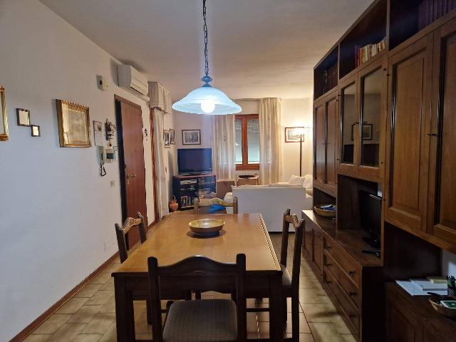 Apartament in {3}, Via Dante Alighieri 39 - Photo 1