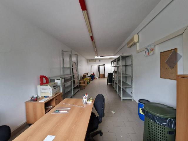 Gemeinschaftsbüro in Via Sandro Botticelli 19, Quarrata - Foto 1