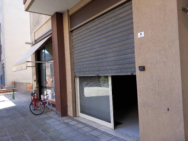 Negozio in Via Raffaello Sanzio, Lecce - Foto 1