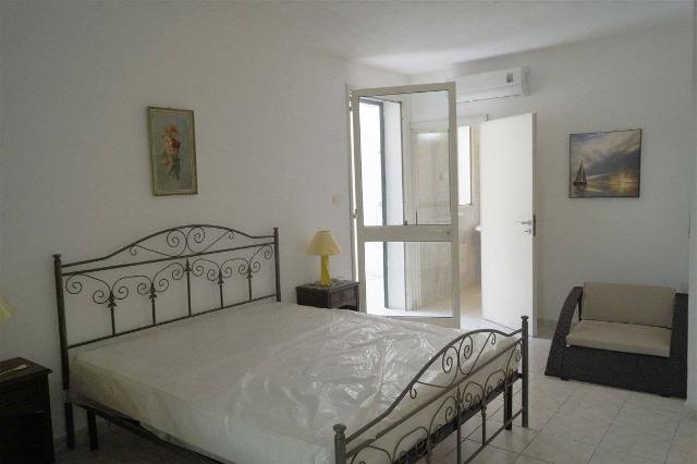 3-room flat in Via Caduti del Lavoro, Salve - Photo 1