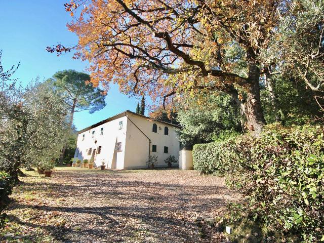 Country house or cottage in Via Vinacciano, Serravalle Pistoiese - Photo 1