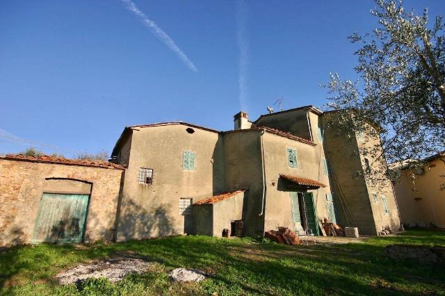 Country house or cottage in Via del Pozzo, Quarrata - Photo 1