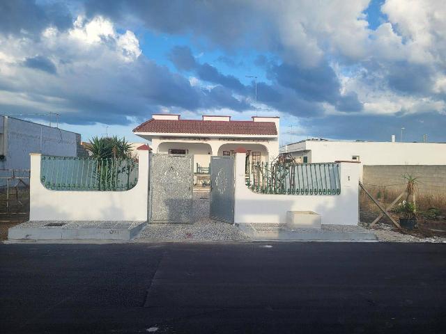 Villa in Via Bue di Mare, 6, Lecce - Foto 1