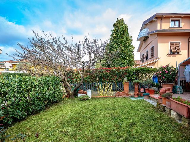 Villa a schiera in {3}, Via O. Landini - Foto 1