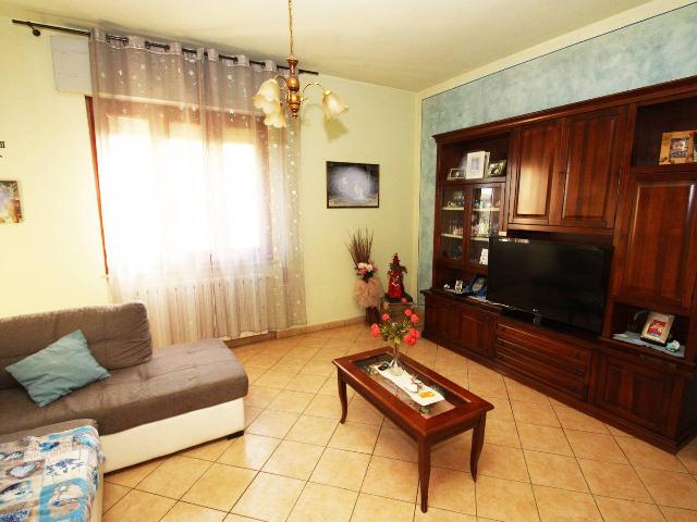 4-room flat in Via Terra Rossa, Buggiano - Photo 1