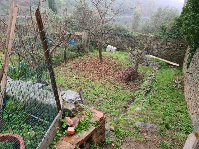 4-room flat, Uzzano - Photo 1