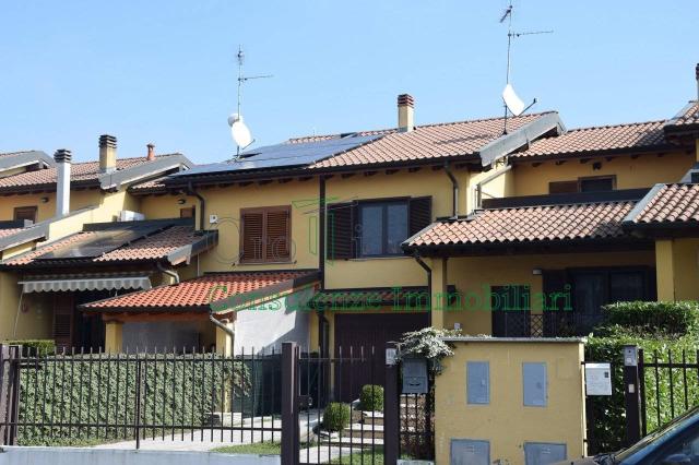 Villa a schiera in Via Alessandro Santagostino 6, Casorate Primo - Foto 1