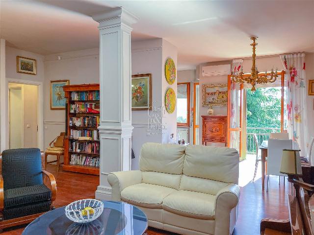 main gallery real estate image