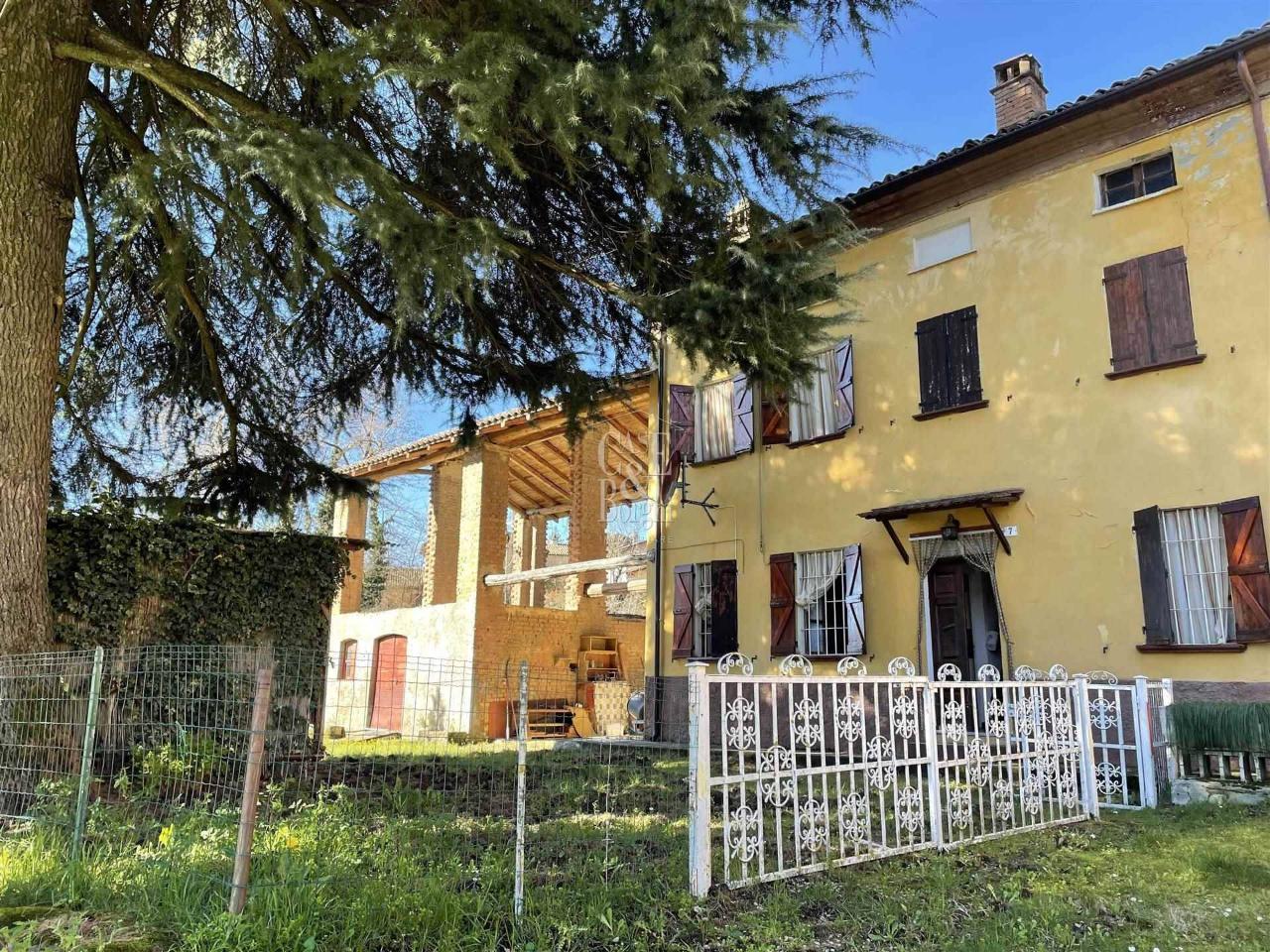 Casa indipendente in vendita a Rocca Susella