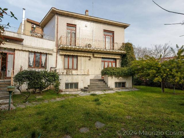 Villa in Via Leonardo da Vinci, Vigevano - Foto 1