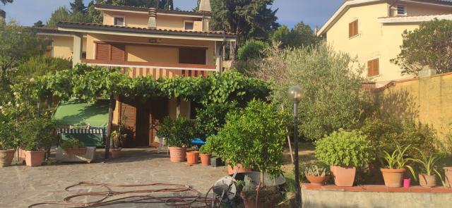 Villa in Via Garibaldi, Pontassieve - Foto 1