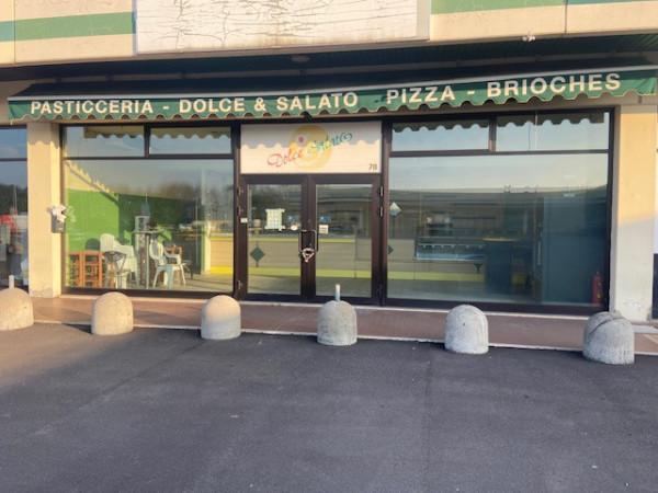 Negozio in Via Val Saviore 78, Brescia, {3} - Foto 2