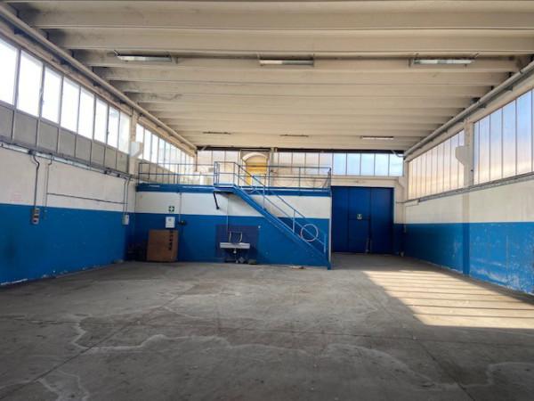 Capannone in Via Provinciale Est 4, Calcinate, {3} - Foto 2