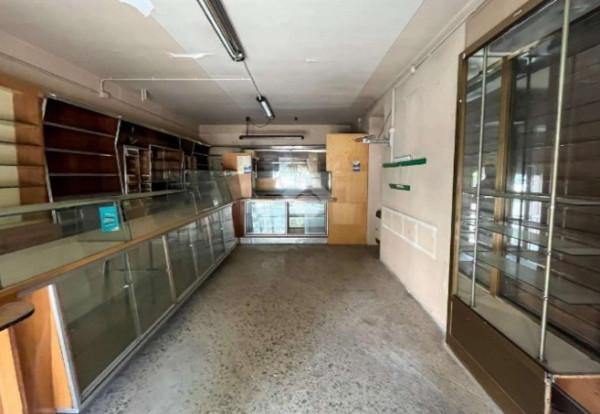 Negozio in Via Antonio Gramsci 5, Palazzolo Sull'Oglio, {3} - Foto 1