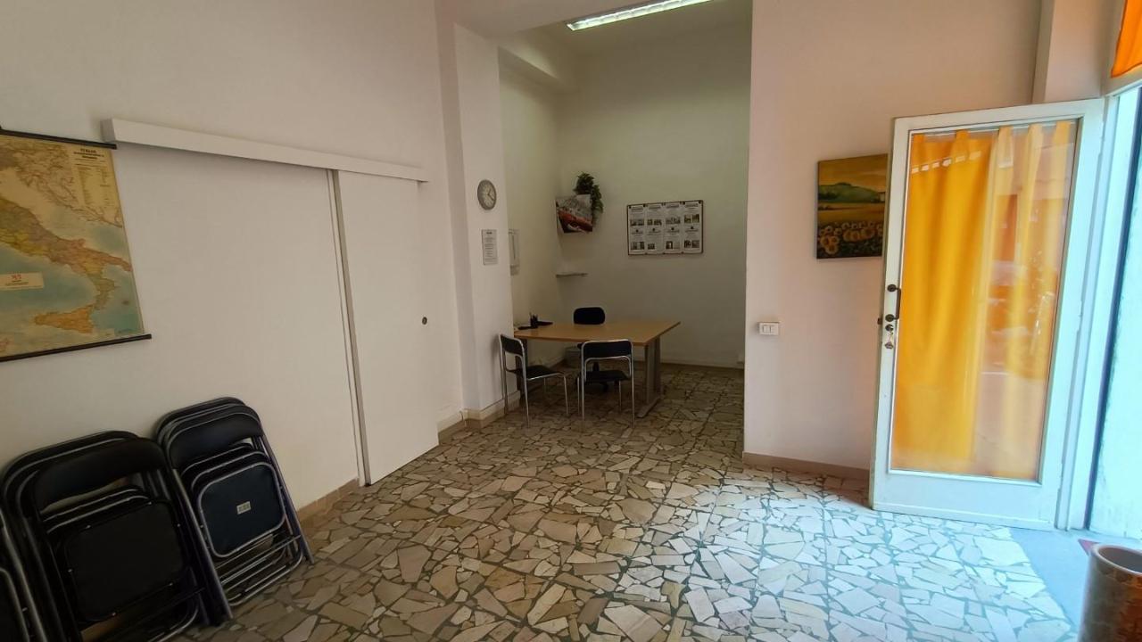 Magazzino in , Pontedera, {3} - Foto 2