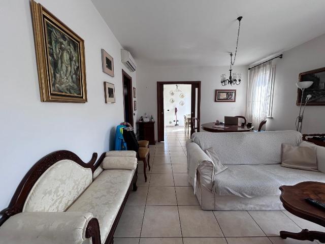 4-room flat, Castelfranco di Sotto - Photo 1