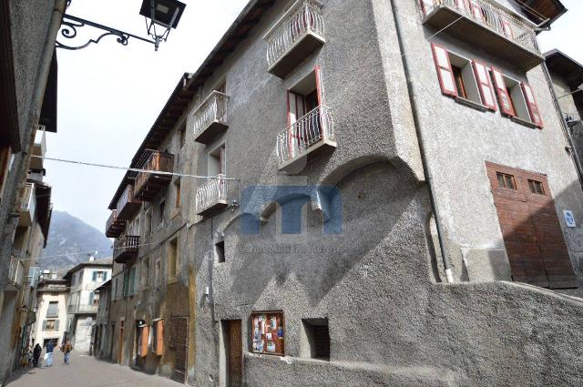 Negozio in Via della Vittoria 10, Bormio - Foto 1