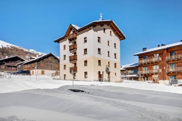 3-room flat in Via Saroch 1289, Livigno - Photo 1