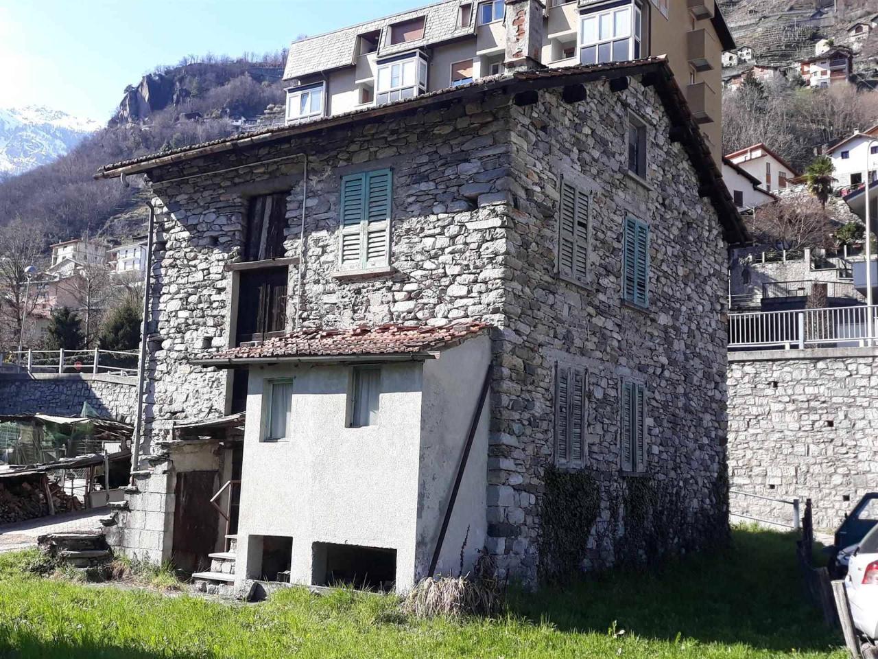 Casa indipendente in vendita a Chiavenna