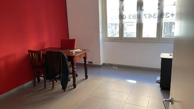 Shared office, Pavia - Photo 1