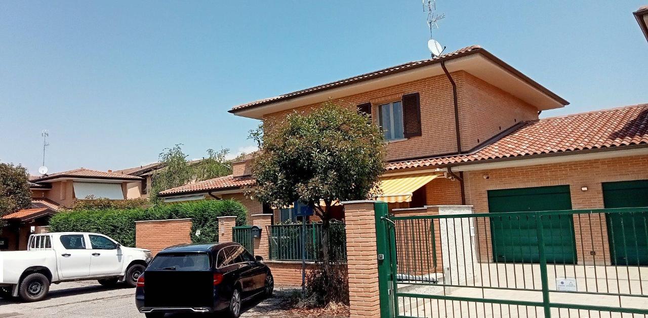 Villa in vendita a Trivolzio