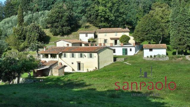 Country house or cottage in Via Collecchio, Pescia - Photo 1