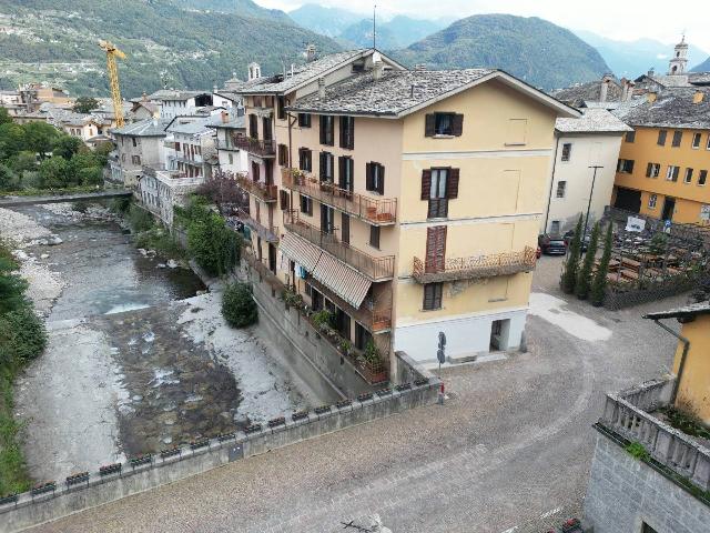 2-room flat in Via Pretorio, Morbegno - Photo 1