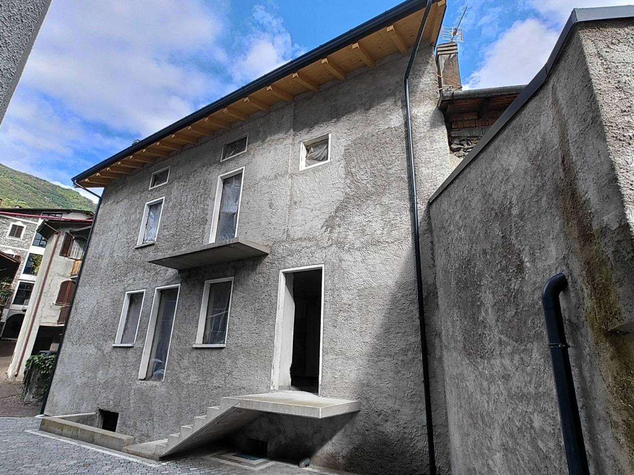 Casa indipendente in vendita a Traona