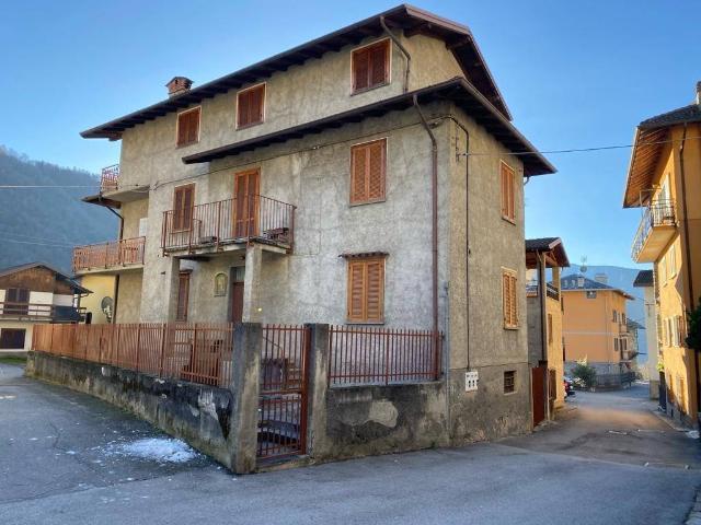 3-room flat in Frazione Cevo 52, Civo - Photo 1