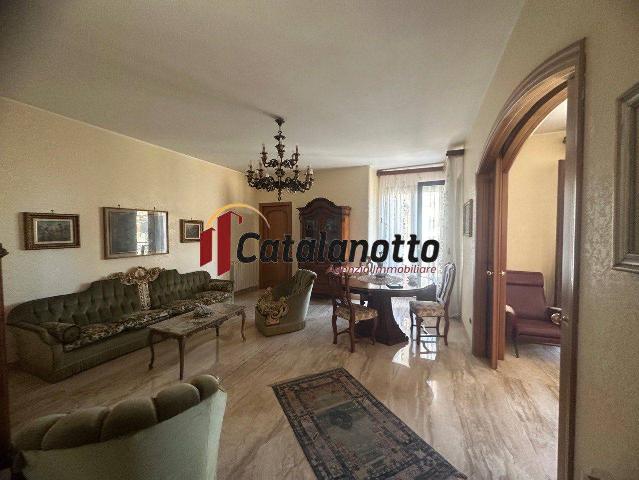 Appartamento in Via Marco Minghetti, Castelvetrano - Foto 1