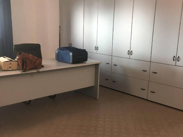 Gemeinschaftsbüro in {3}, - Foto 1