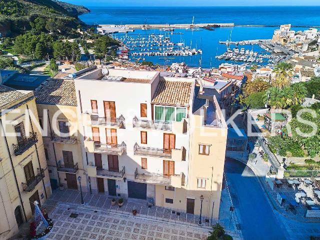 3-room flat in Piazza Madonna delle Grazie 4, Castellammare del Golfo - Photo 1