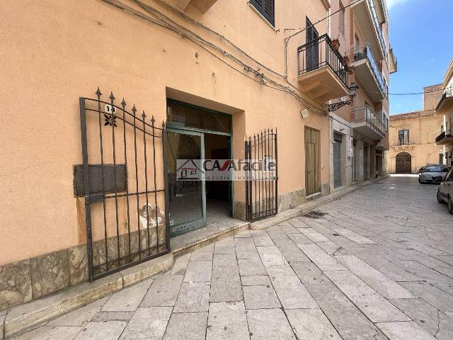 Negozio in Via Antonino Sarzana 14, Marsala - Foto 1