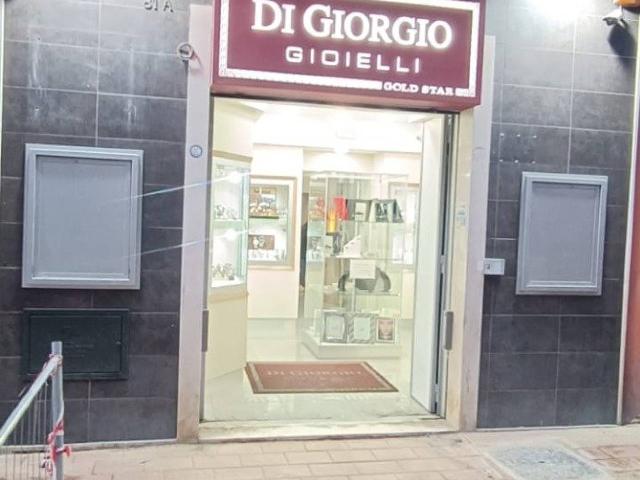 Shop in {3}, Via Dante Alighieri 81 - Photo 1