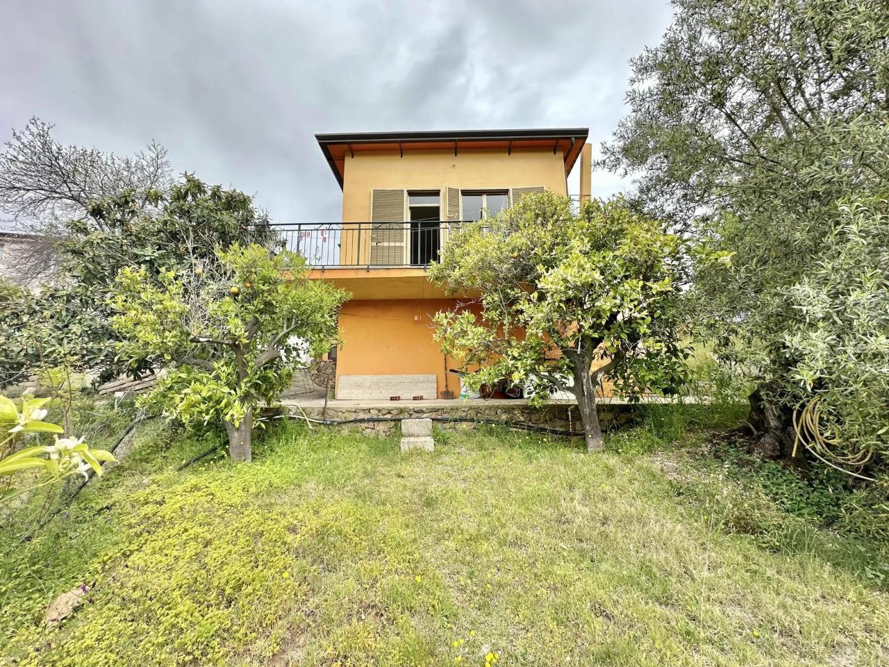 Villa in vendita a Posada