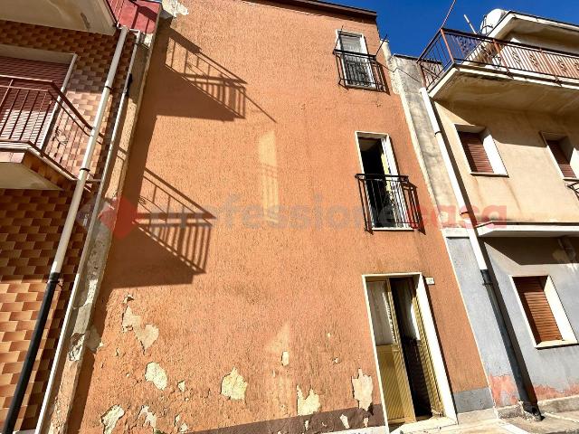 Detached house in {3}, Via Benedetto Croce 38 - Photo 1