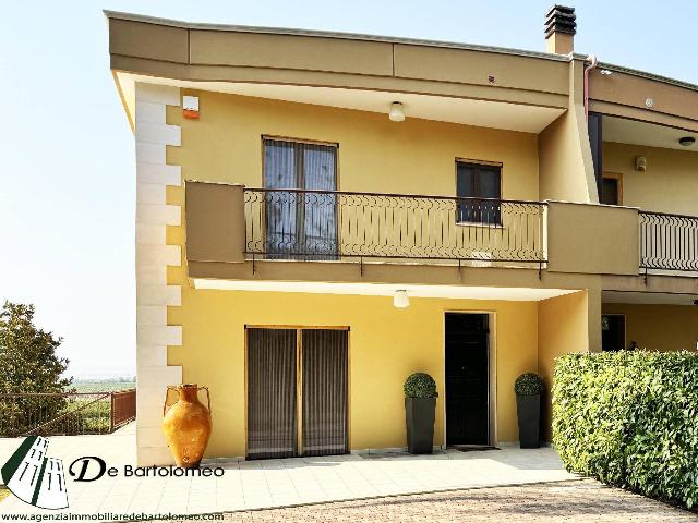 Villa in Viale Unità d'Italia, Taranto - Foto 1