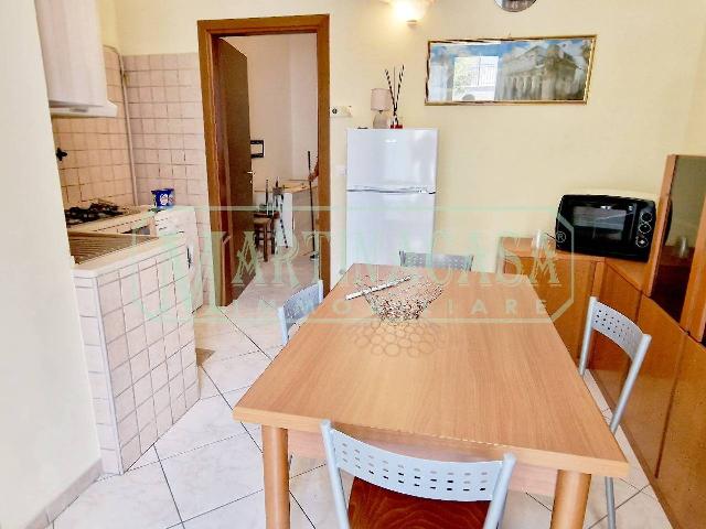 2-room flat in Via della Valle 40, Martina Franca - Photo 1