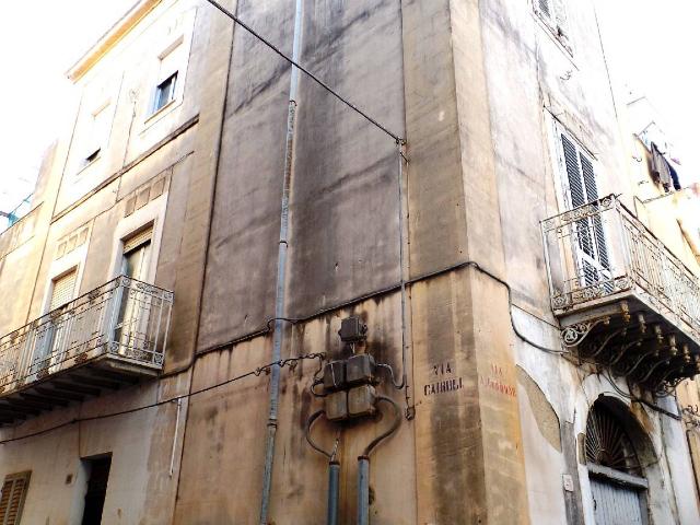 Detached house in Via Cairoli 56, Alcamo - Photo 1