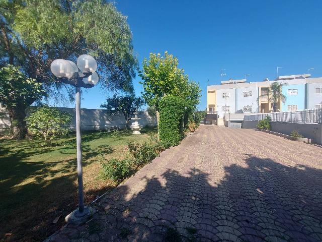 Villa a schiera in Viale Europa 135, Taranto - Foto 1