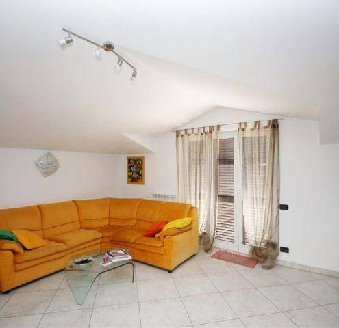 4-room flat in {3}, - Photo 1