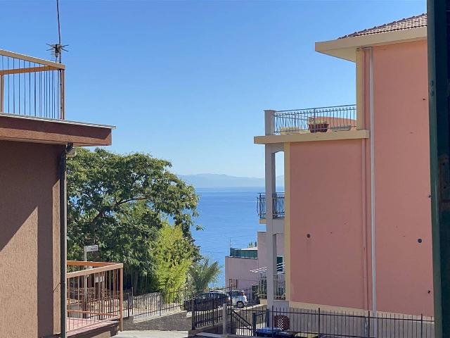 4-room flat in Via Millelire, Bergeggi - Photo 1