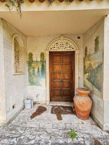 Mansion in {3}, Via dei Narcisi - Photo 1