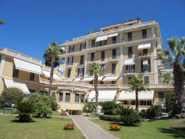 Quadrilocale in Corso Italia 83, Bordighera - Foto 1