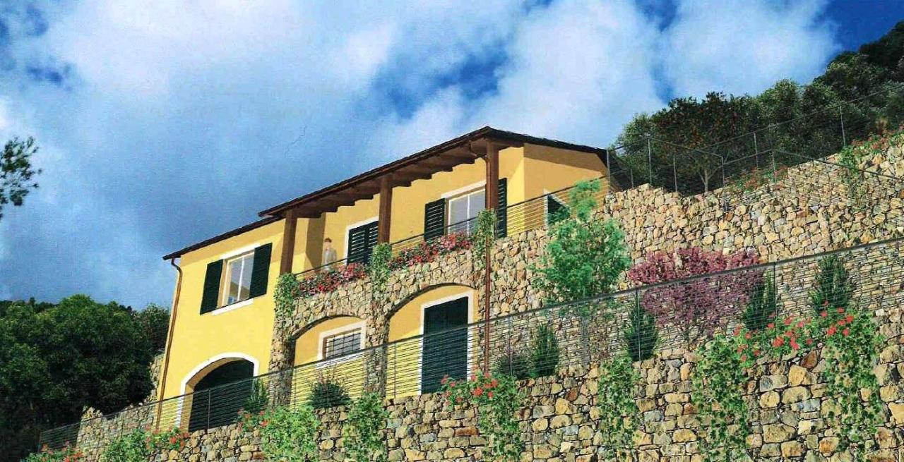 Villa in vendita a Diano Arentino