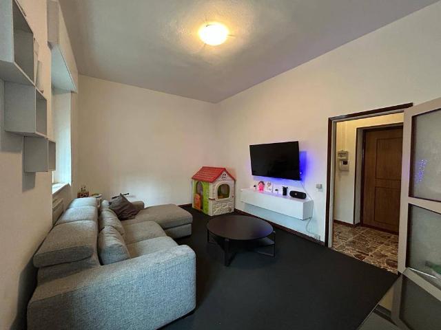 2-room flat in Via Cesare Battisti 1088, Cislago - Photo 1